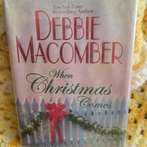 Book When Christmas Comes by Debbie Macomber